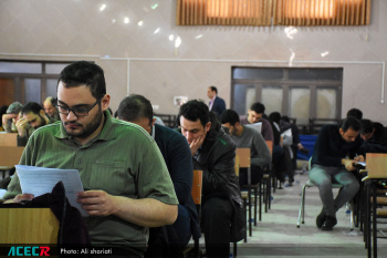 شرکت ۲هزار و ۷۳۰نفر در آزمون استخدامی دستگاههای اجرایی قم